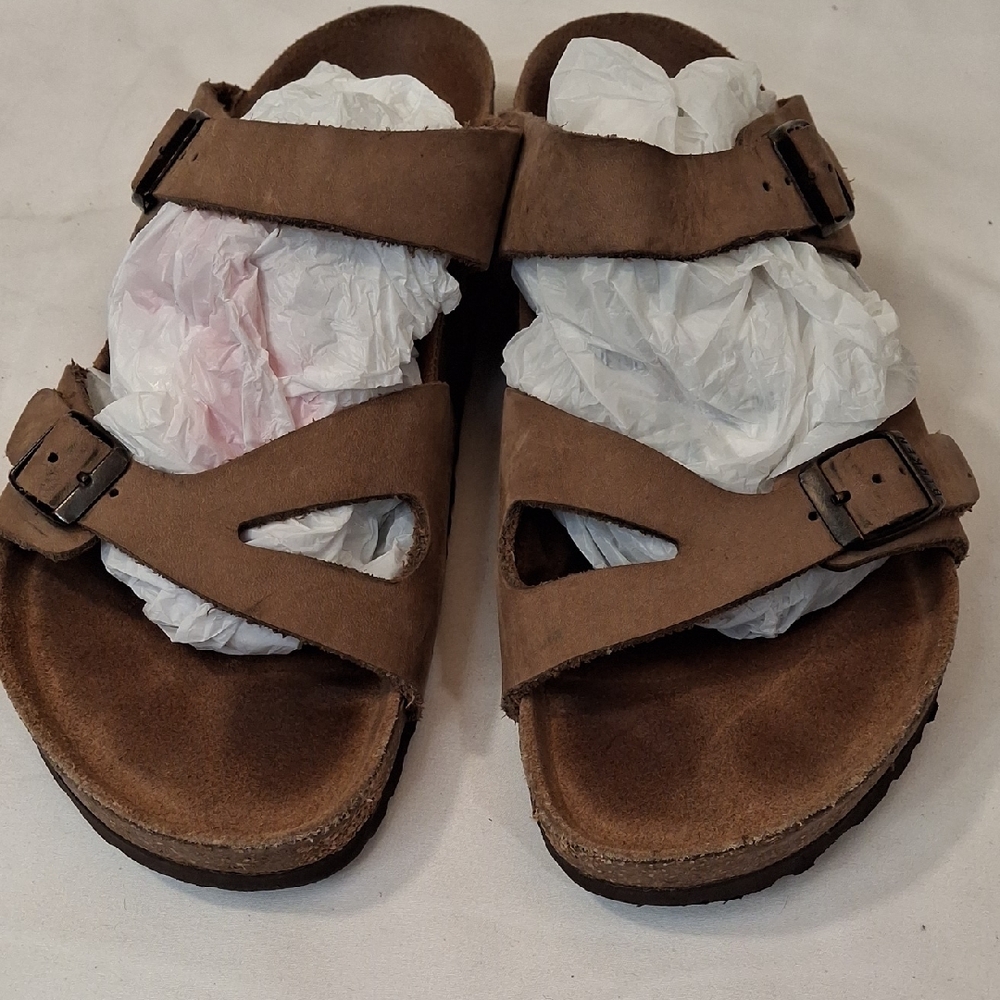 Birkenstock Womens Brown Suede Classic Strap Sandals.Lightly Worn.